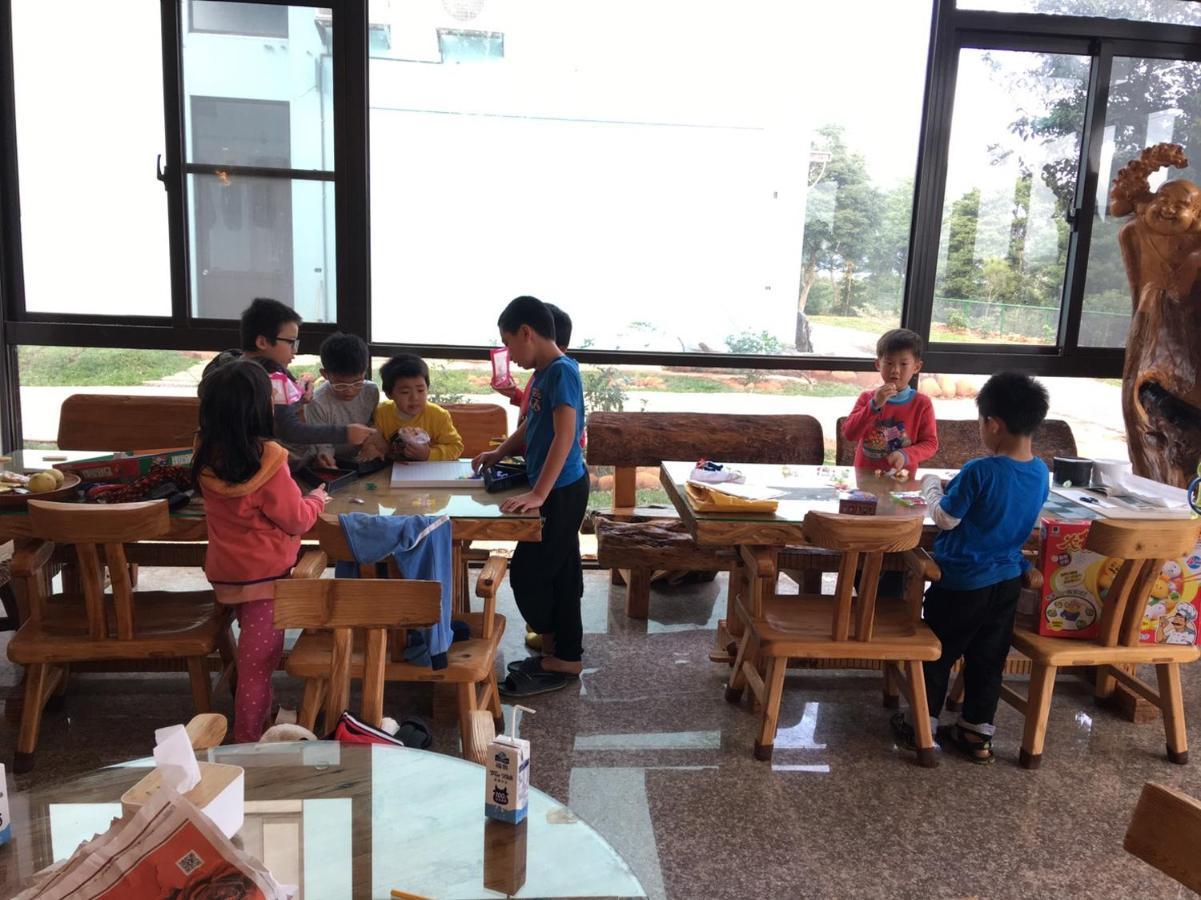 巨缿民宿巨象民宿 Sanyi Dış mekan fotoğraf